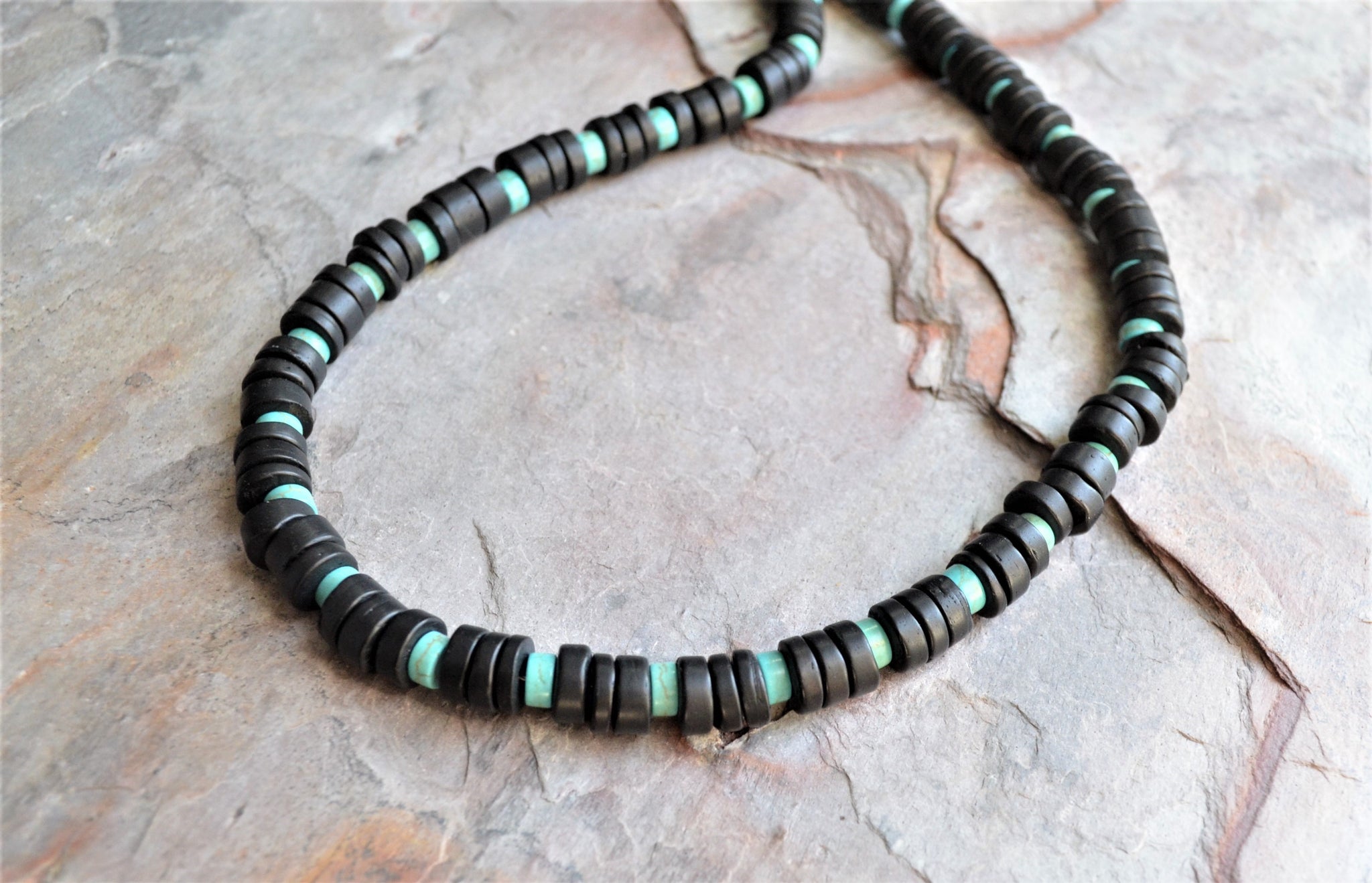 Mens turquoise deals beaded necklace