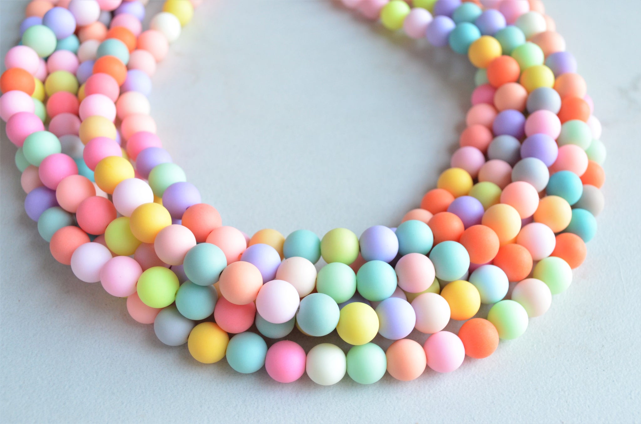 Necklace - chunky plastic multi-coloured plastic beaded necklace outlet